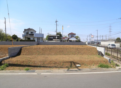 【前面道路含む現地写真】 | 八甫全７区画 （北）Ｎｏ，７ | 真東側から撮影。