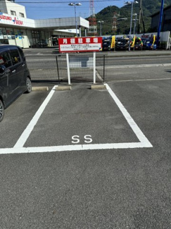 【駐車場】