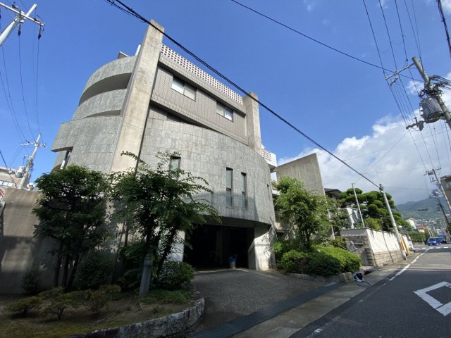 ル・パレ芦屋の外観