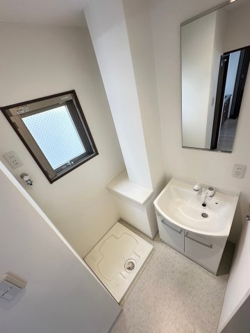 クレール天神の洗面所