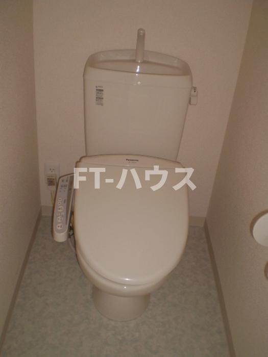 クロシェット Aのトイレ|温水便座