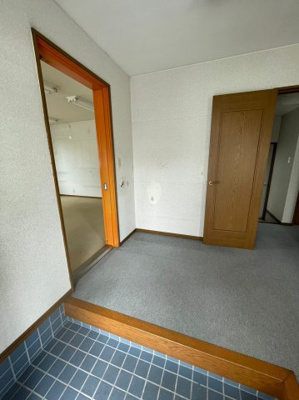 【エントランス】 | 桜花台１丁目店舗事務所