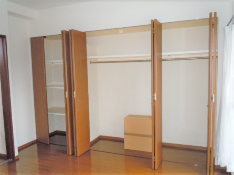 YMクレストの収納|小物を収納するのに便利です