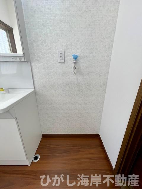 海老名市大谷南4丁目　中古戸建のランドリースペース|新規リフォーム完了！洗濯機置場