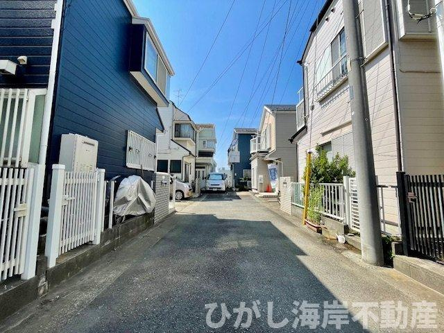 海老名市大谷南4丁目　中古戸建の前面道路含む現地写真|新規リフォーム完了！　現地外観