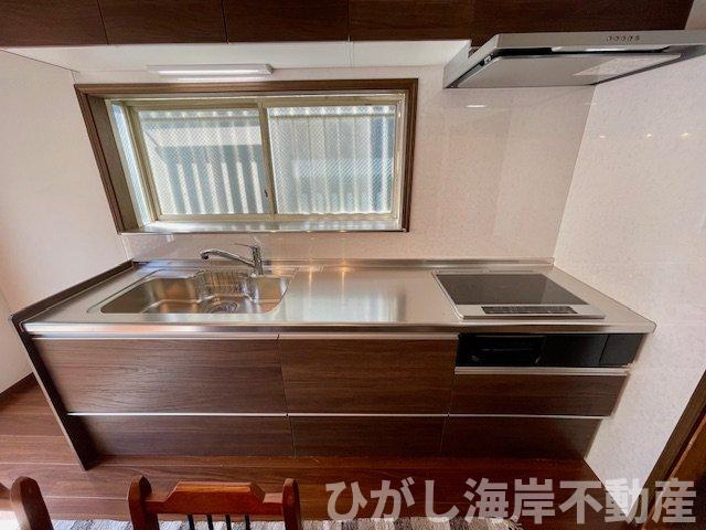 海老名市大谷南4丁目　中古戸建のキッチン|新規リフォーム完了！システムキッチン