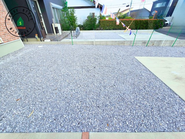 第8本郷南方モデル（2号棟）の庭|お庭で自由な時間を過ごせます。