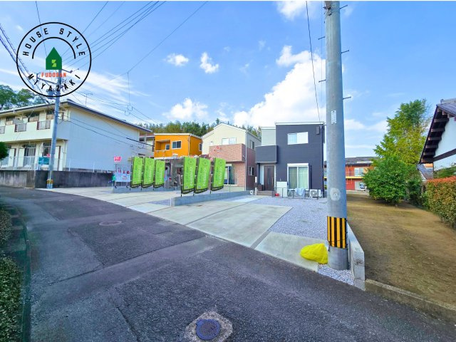 第8本郷南方モデル（2号棟）の前面道路含む現地写真|見学の時間などお気軽にお問い合わせ下さい。