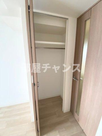 プレサンス丸の内城雅の収納