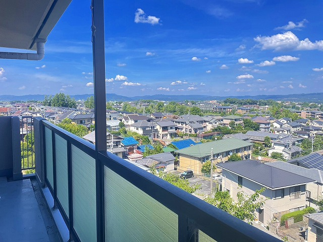 グランドゥビュー学園前Bの展望