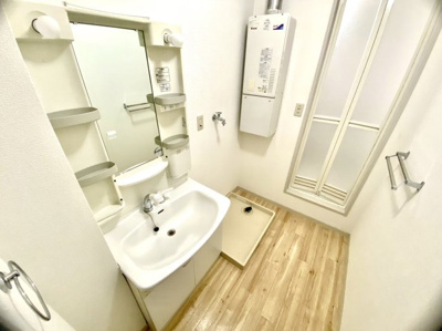 【独立洗面台】 | 新栄プロパティ恩智Ⅲ | 独立洗面化粧台付き