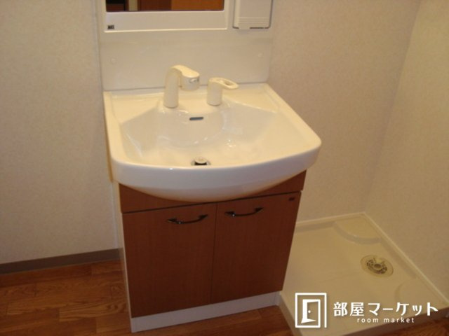 【独立洗面台】 | 白土ハイツ | 同型タイプ