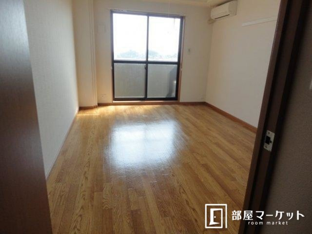 【居間・リビング】 | 白土ハイツ | 同型タイプ