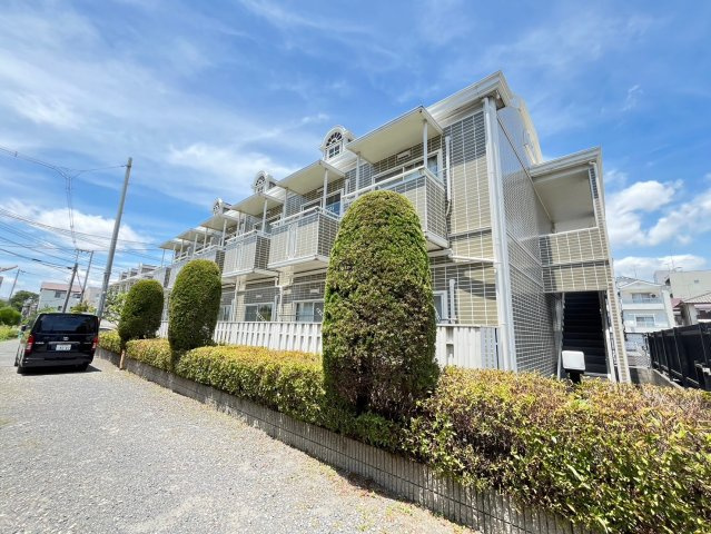 寝屋川市本町のアパートの外観