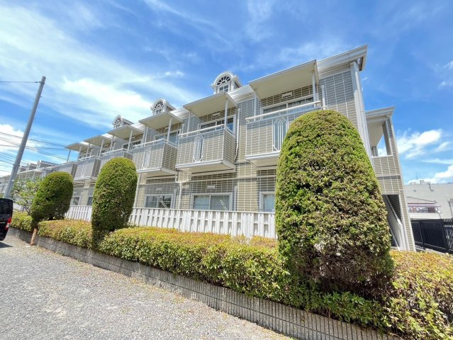 寝屋川市本町のアパートの外観
