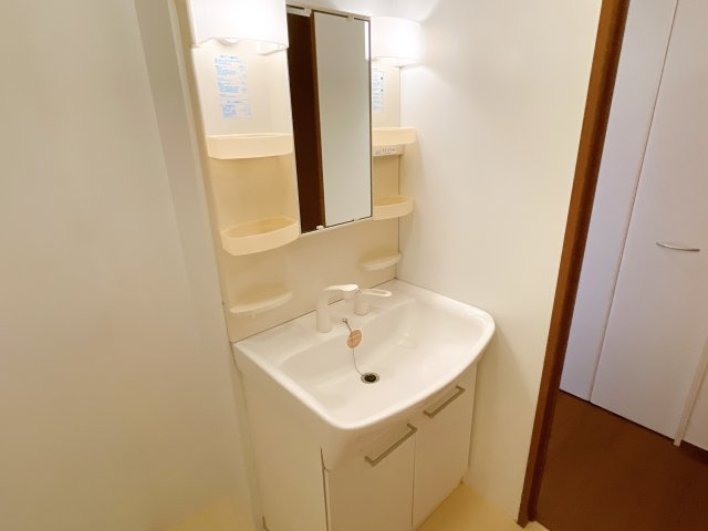サン アレキの独立洗面台