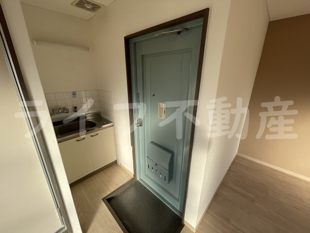 ハナテンイイヅカハイツの玄関|きれいな玄関です