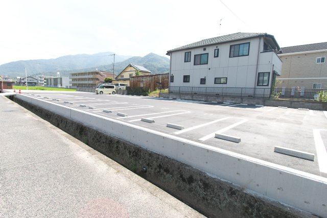 山本駐車場（大新開）の周辺