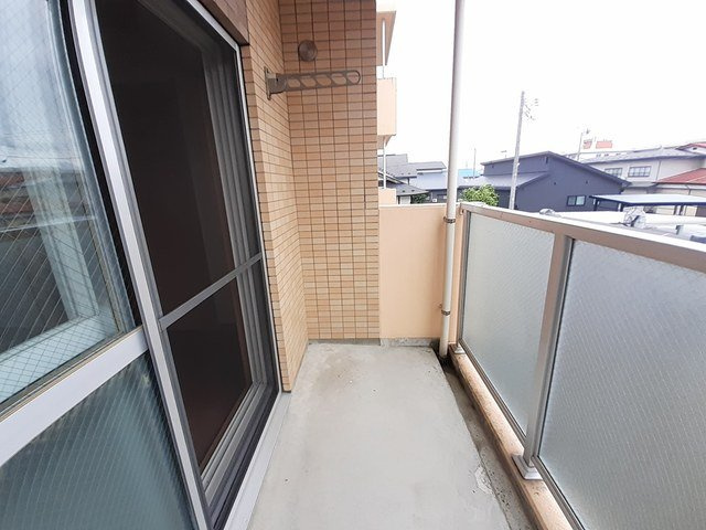 ジャパン・ビレッジイーストのバルコニー