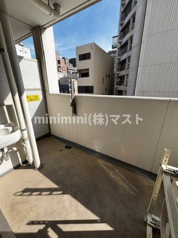 フロンティアタワー日本橋のバルコニー