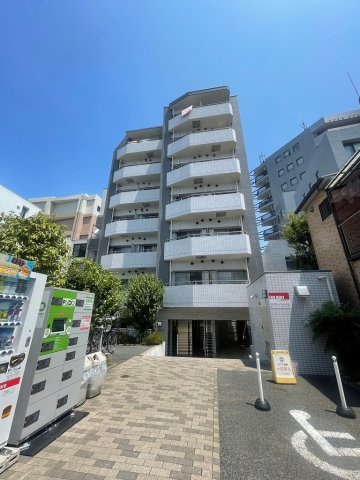 エルフラット白山の外観