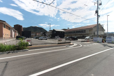 【周辺】 | 行友東駐車場（白石）