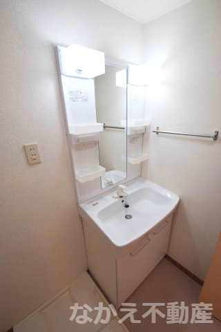 【洗面所】 | ゆったりとスペースのある洗面所