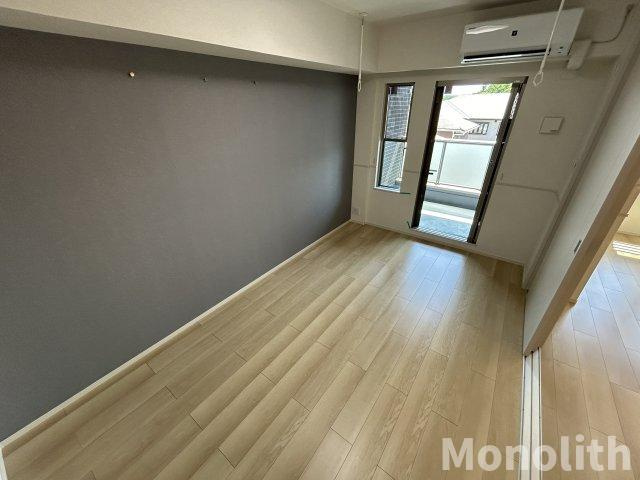 ラ・ルーチェYの洋室