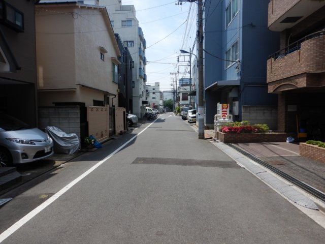朝日プラザ荒川遊園の周辺