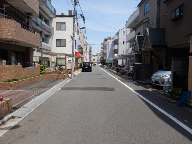 朝日プラザ荒川遊園の周辺