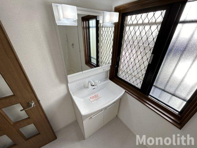 いぶき野１丁目戸建ての独立洗面台