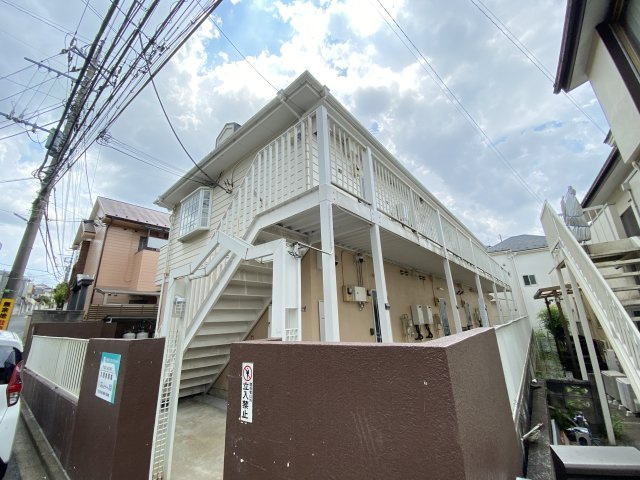 ステップ二ツ木 の外観