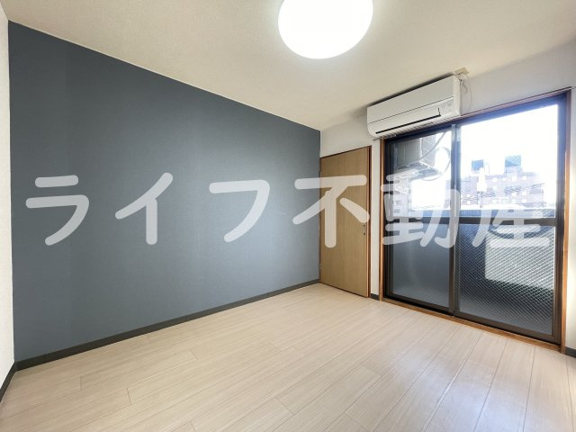 Renatus新深江の居間・リビング|こちらの居間で趣味の時間をお楽しみください