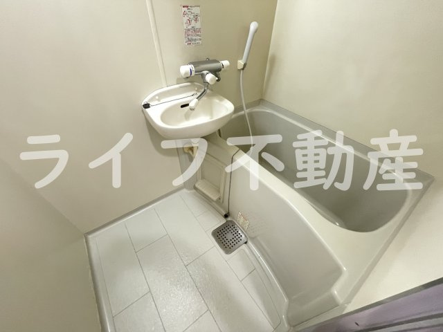 Renatus新深江の浴室|きれいなお風呂です