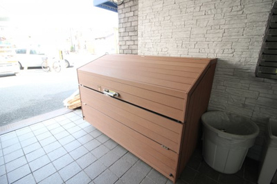 【その他共用部分】 | ロイヤルヴィラあべの | ゴミステーション