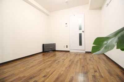 【寝室】 | ロイヤルヴィラあべの | 洋室6.0帖