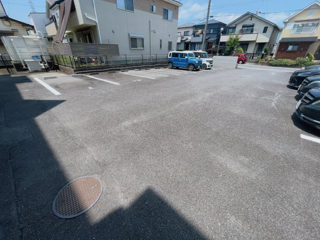 アイリスＫの駐車場