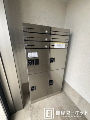 【エントランス】 | アジュール平戸橋