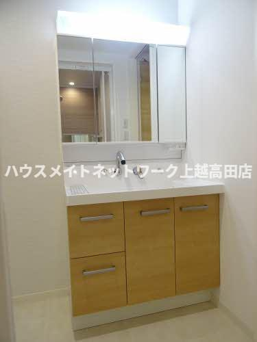ぱれすよつやの独立洗面台|洗髪洗面化粧台