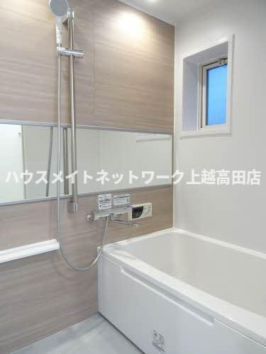 ぱれすよつやの浴室|追焚機能付

