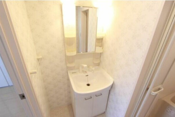 クレフラスト鳴海の洗面所