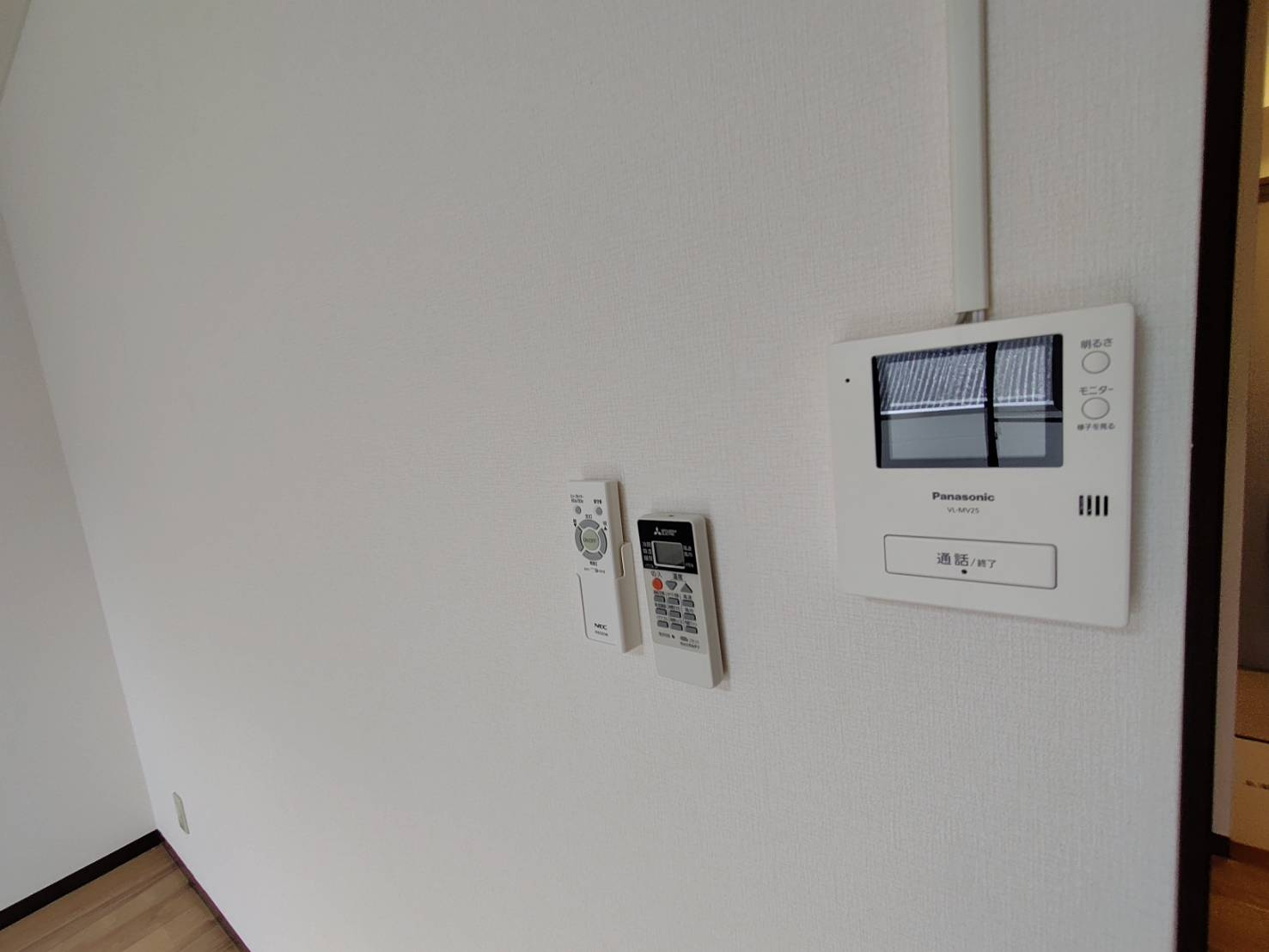 ファミール花田のエントランス|別部屋写真です。