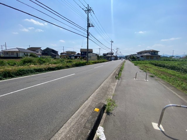 日高市駒寺野新田　建築条件なし売地　「西大家駅」徒歩25分の前面道路含む現地写真