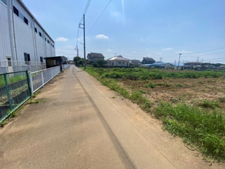 【前面道路含む現地写真】