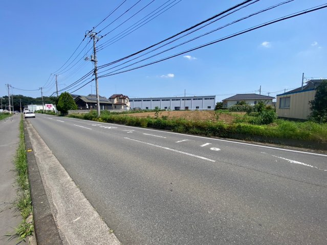 日高市駒寺野新田　建築条件なし売地　「西大家駅」徒歩25分の前面道路含む現地写真