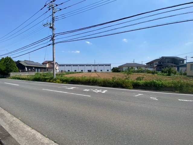 日高市駒寺野新田　建築条件なし売地　「西大家駅」徒歩25分の前面道路含む現地写真
