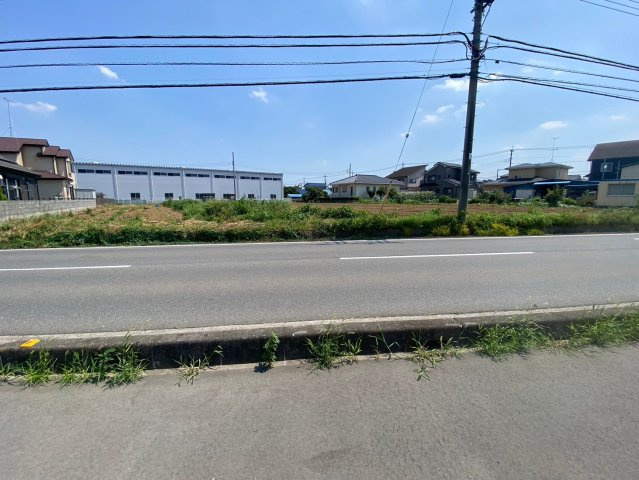 日高市駒寺野新田　建築条件なし売地　「西大家駅」徒歩25分の前面道路含む現地写真