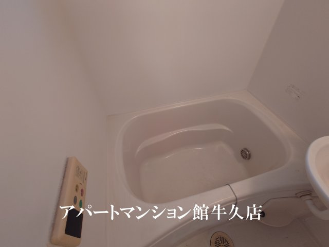 サントロぺBの浴室
