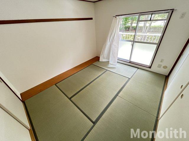 和泉市いぶき野３丁目の賃貸マンションの和室