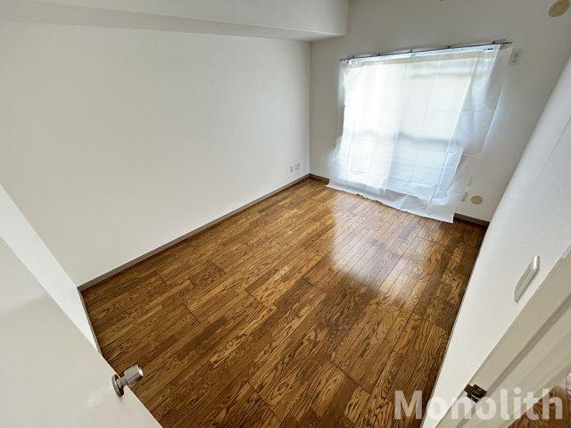 和泉市いぶき野３丁目の賃貸マンションの洋室